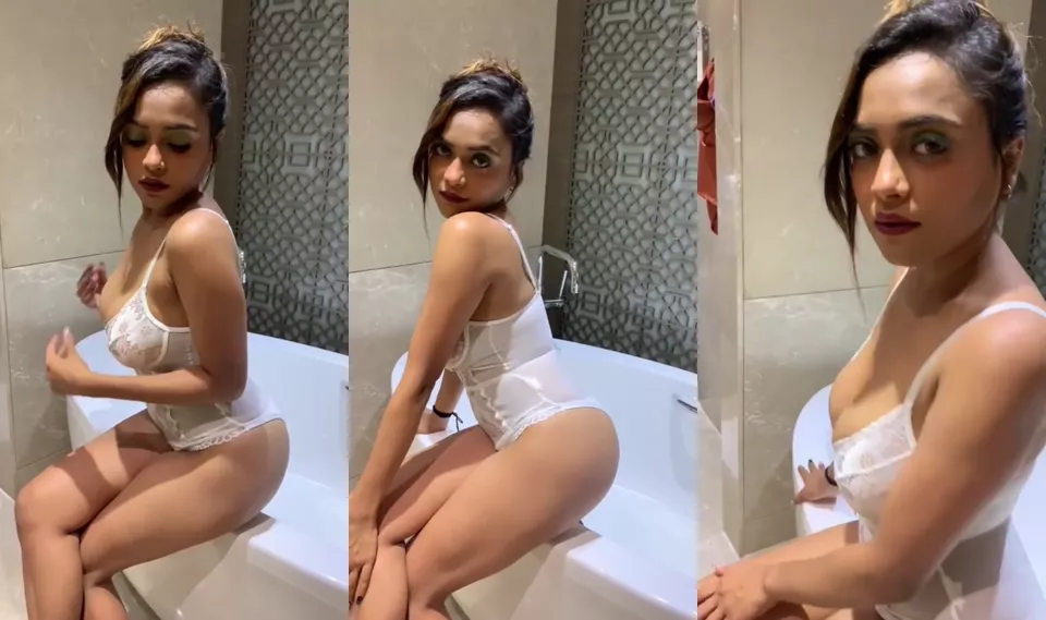 Suck A Huge Cock By Posh Teen Girl – Sinhala Jilhub Leak